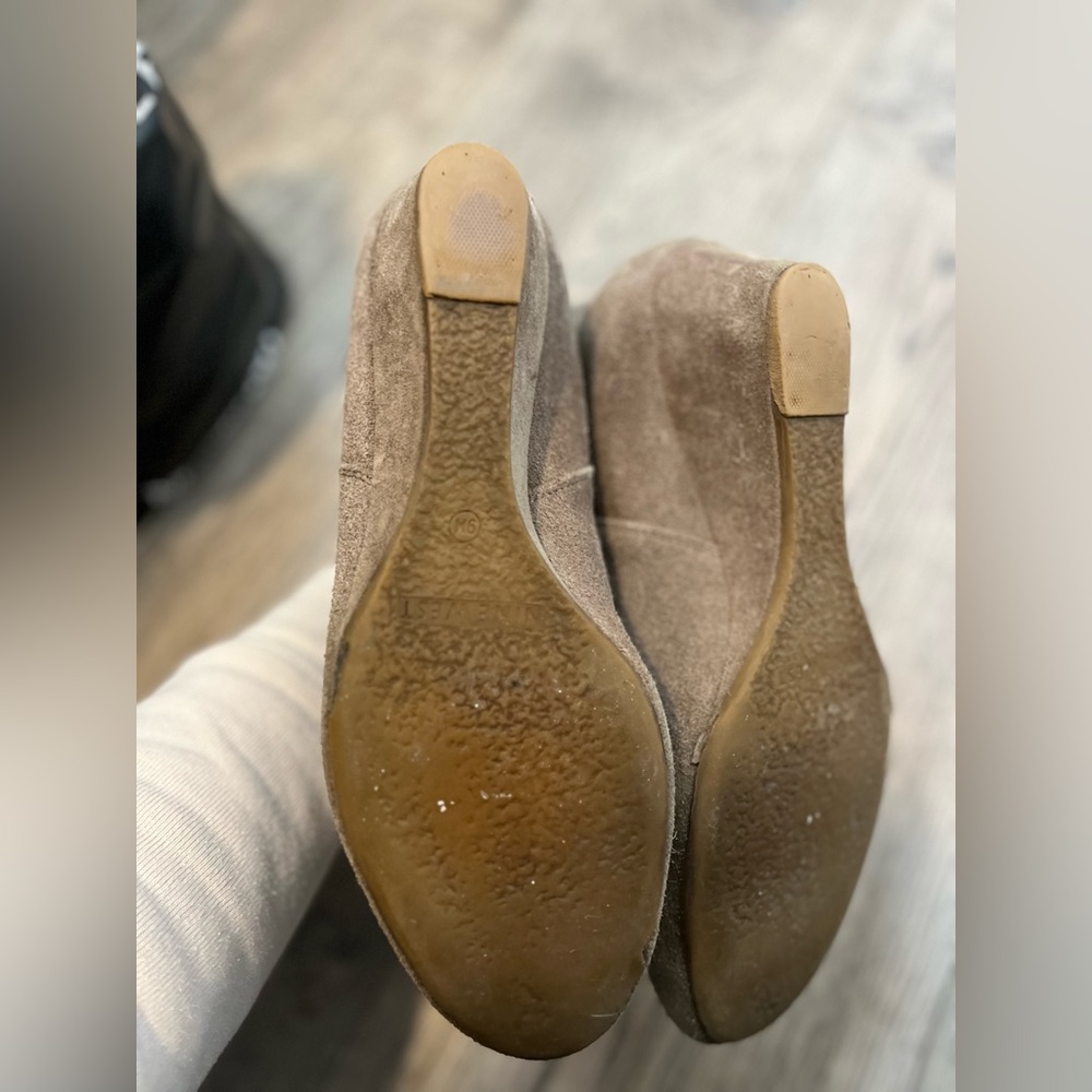 Nine West gray/taupe wedge bootie - Picture 4 of 5